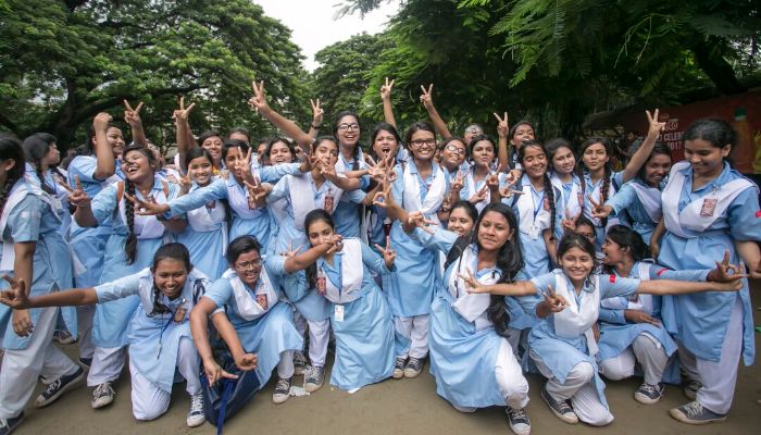 এইচএসসি ও সমমানের পরীক্ষার ফল প্রকাশ; পাসের হার ৭৭.৭৮%