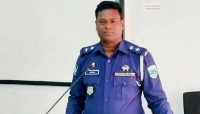 মামলা থেকে নাম বাদ দিতে ৫ লাখ টাকা ঘুষ দাবি এসআইয়ের