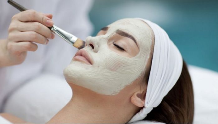 বর্ষাকালে ত্বকের উজ্জ্বলতা বাড়াতে ৫ কার্যকর টিপস