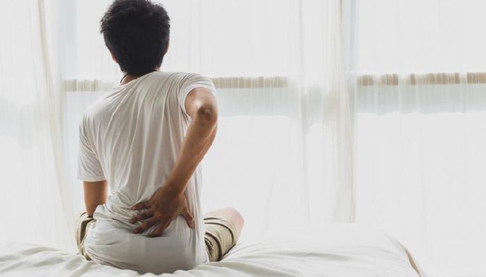 ঘুম থেকে উঠে ব্যাথা অনুভব