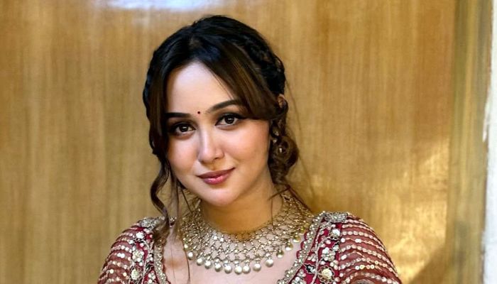 না বুঝে অনেক কাজ করে ফেলেছি : চমক