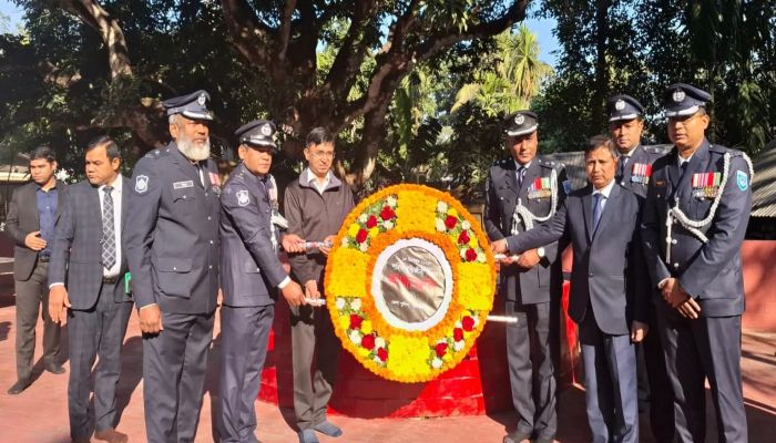 নীলফামারীতে নানা আয়োজনে শহীদ বুদ্ধিজীবী দিবস পালিত