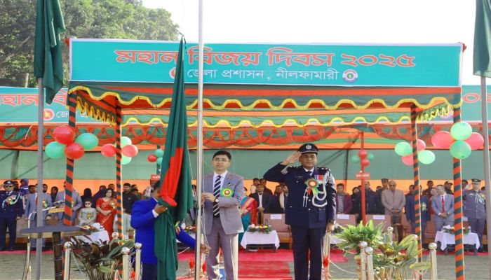 মহান বিজয় দিবসে নীলফামারীতে শহীদদের প্রতি জেলা পুলিশের গভীর শ্রদ্ধাঞ্জলি