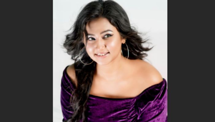 বাবার স্বপ্ন বুকে নিয়ে আলোর পথে সুরাইয়া নীল