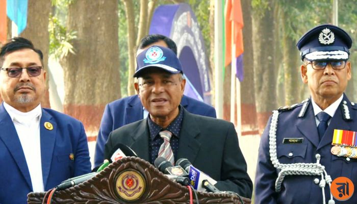 সাহসী ও পক্ষপাতমুক্ত পুলিশ বাহিনী গড়ে তোলা হবে- স্বরাষ্ট্র উপদেষ্টা