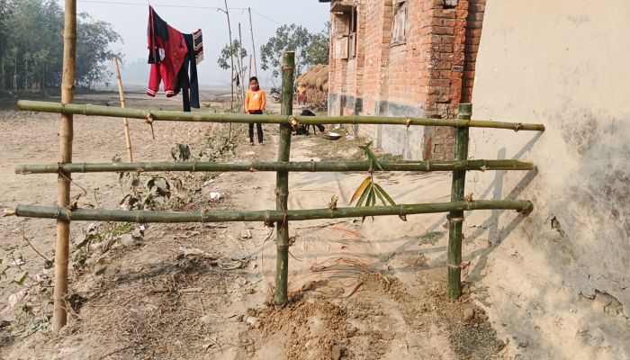  বাড়িতে যাওয়ার রাস্তা বন্ধ করলেন প্রভাবশালী: থানায় অভিযোগ