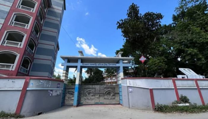 ডিমলার সরকারি বালিকা বিদ্যালয়ে শিক্ষার্থীদের নির্যাতনের অভিযোগে তদন্ত কমিটি গঠন