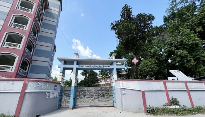 ডিমলায় ছাত্রীদের কান ধরে উঠবসের অভিযোগ সরকারি বিদ্যালয়ের তিন শিক্ষকের বিরুদ্ধে!