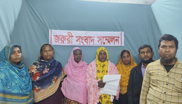 জামিনে বেরিয়ে বাদীকে হত্যার হুমকি, ভুক্তভোগি পরিবারের সংবাদ সম্মেলন