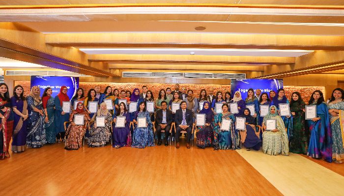ব্র্যাক ব্যাংকে নারী কর্মীদের নিয়ে বছরব্যাপী লিডারশিপ ডেভেলপমেন্ট প্রোগ্রাম আয়োজিত 