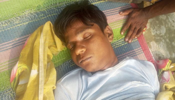 রংপুরে ডিসের তারে ফাঁস দিয়ে যুবকের মৃত্যু