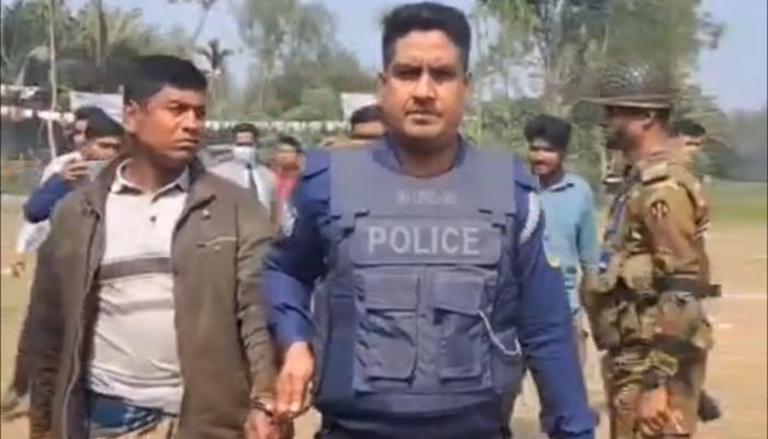  ব্যালট ছিনাতাই: ৩ বছরের কারাদন্ড