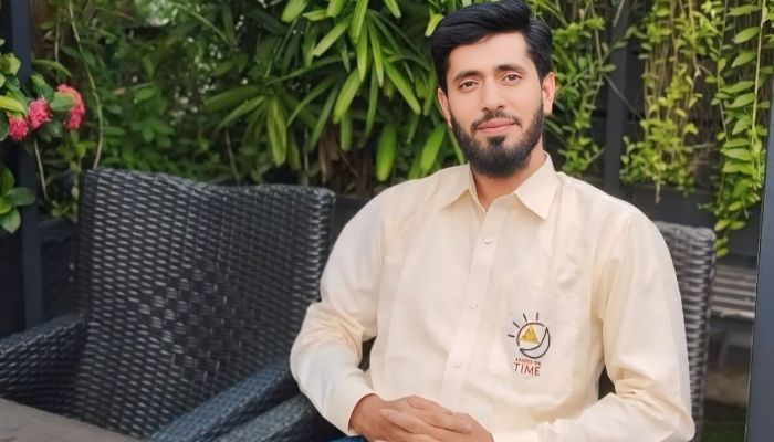 সাংবাদিক মোস্তফা খানের জন্মদিন আজ