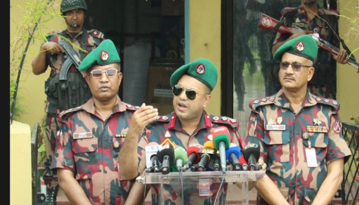 পদ্মা মেঘনা ও যমুনায় বিজিবি মোতায়েন; নজরদারি থাকবে ফিলিং স্টেশন ও সীমান্তে