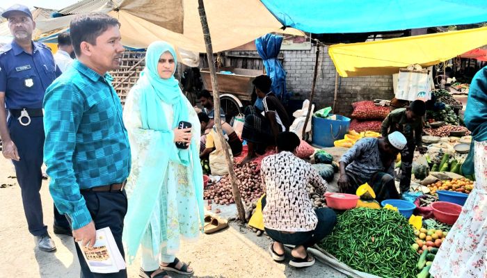 রামপালে দ্রব্যমূল্য নিয়ন্ত্রণে ভ্রাম্যমাণ আদালতে তিন ব্যবসায়ীকে সাড়ে ১০ হাজার টাকা জরিমানা