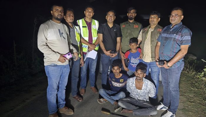 নেশার টাকা পেতে নিজ সন্তানকে অপহরণ করেন বাবা