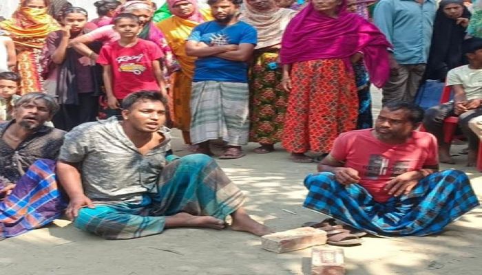 জামালপুরে সালিসে মারধরের অপমানে মায়ের আত্মহত্যায় গ্রেফতার ২ 