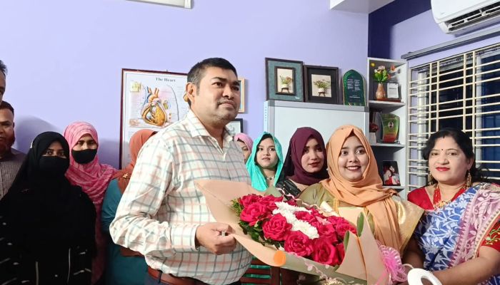 বিভিন্ন অভিযোগের মাঝেও সাতক্ষীরায় নতুন দায়িত্ব পেলেন ডা. ফয়সাল আহমেদ