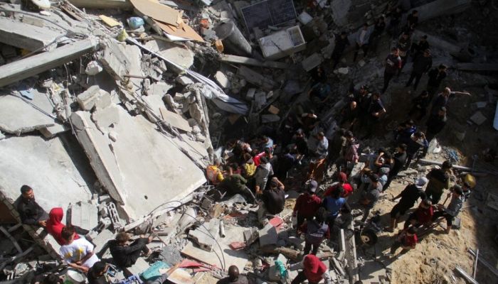 গাজায় ইসরায়েলের বিমান হামলায় শিশুসহ নিহত ৬