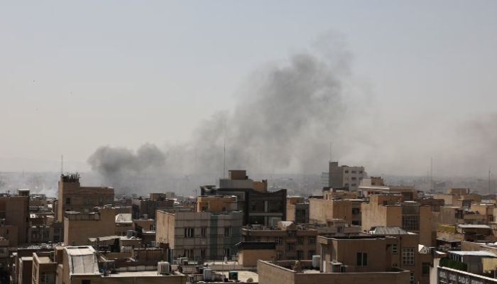 ৮ম দিনে সংঘাত, ইরানে প্রাণহানি ১৩০০ ছাড়িয়েছে