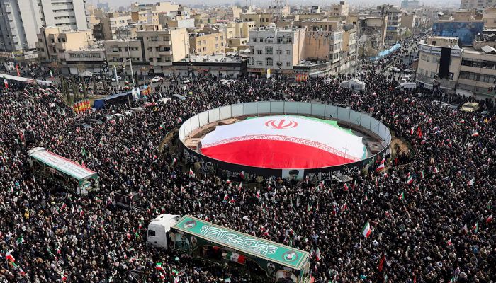 হরমুজ প্রণালি নিয়ে যুক্তরাষ্ট্রকে নতুন সতর্কবার্তা ইরানের