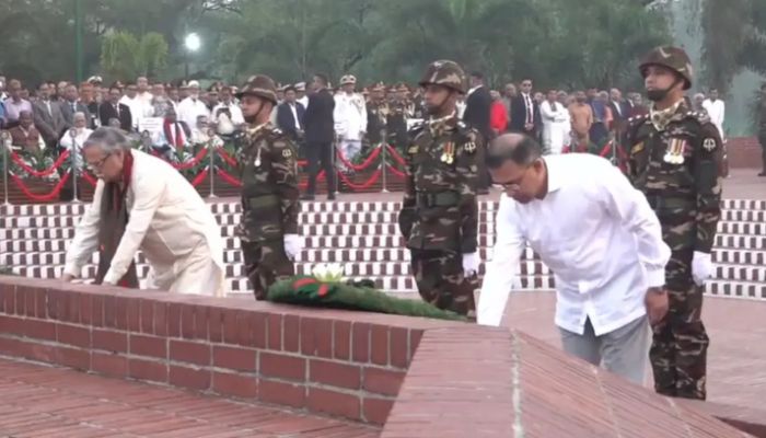 স্বাধীনতা দিবসে জাতীয় স্মৃতিসৌধে রাষ্ট্রপতি ও প্রধানমন্ত্রীর শ্রদ্ধা