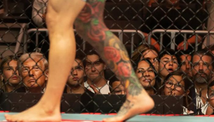 শান্তি আলোচনা যখন ব্যর্থ হচ্ছিল, ট্রাম্প তখন কুস্তি খেলা দেখছিলেন