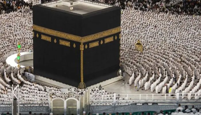 সর্বোচ্চ মান বজায় রেখে হজযাত্রীদের জন্য প্রস্তুত পবিত্র কাবা