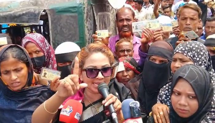 সংগ্রাম থেকে নেতৃত্বে—গরিবের ভরসা ‘নয়ন মেম্বার’, অপপ্রচারের মাঝেও থামেননি মানবসেবায়