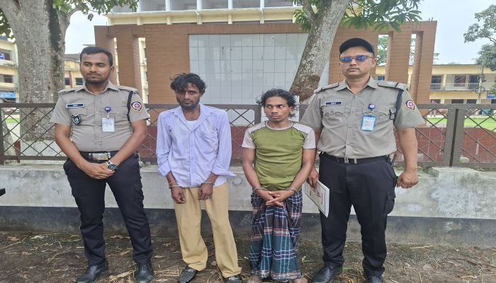 কালকিনিতে মা ও ছেলেসহ তিনজন মাদক ব্যবসায়ী আটক