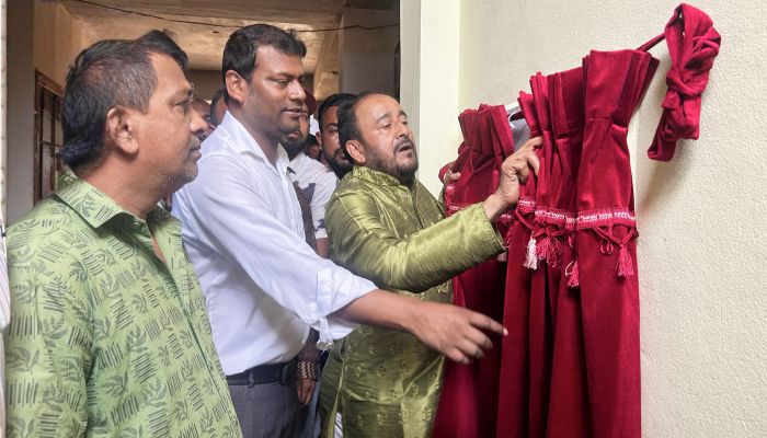 কমলগঞ্জ পৌর মার্কেটের উদ্বোধন
