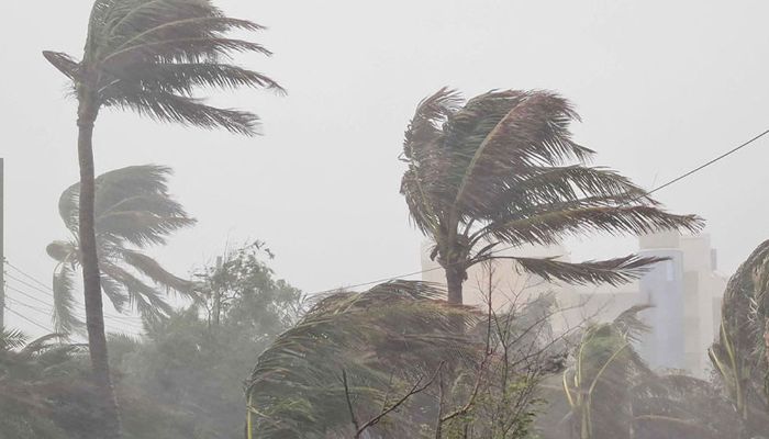 ৬ জেলায় ৮০ কিমি বেগে ঝড়-বৃষ্টির শঙ্কা