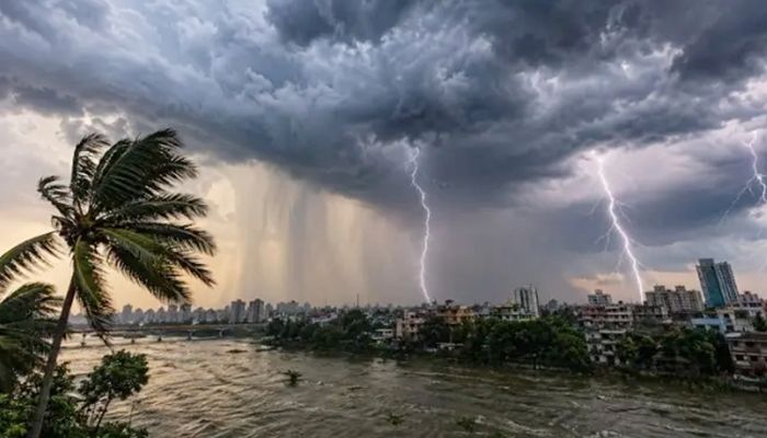 ২০ জেলায় দুপুরের মধ্যে বজ্র ও বৃষ্টির আশঙ্কা