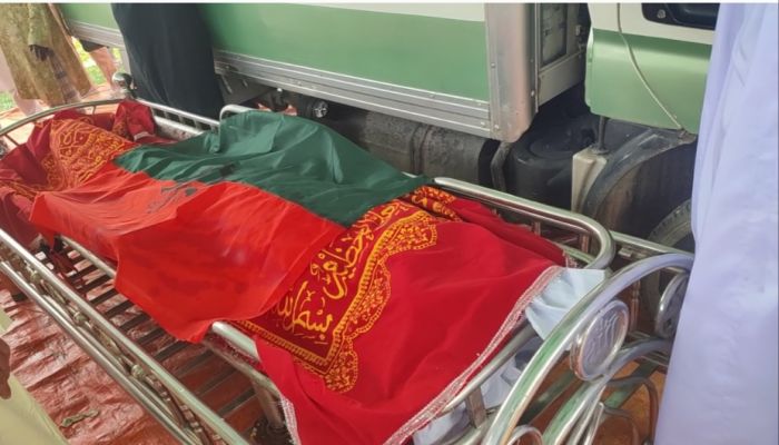 নেত্রকোণায় যুবদল নেতা ওয়ারেছ এর দাফন সম্পন্ন