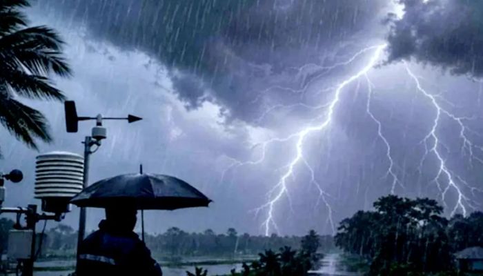১১ জেলায় দুপুরের মধ্যে ঝড়-বৃষ্টির আভাস