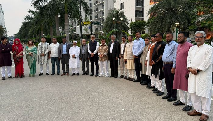 রূপায়ণ সিটি উত্তরায় রিহ্যাব নেতৃবৃন্দের পরিদর্শন: মেঘা সিটি গুলোতে সরকারের সুদৃষ্টি দেয়ার আহ্বান 