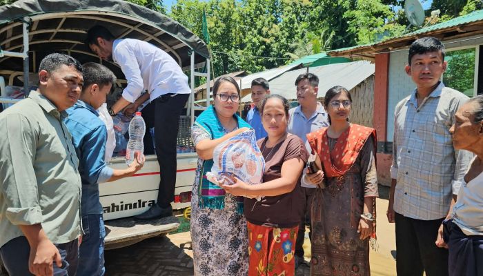 ন্যার ক্ষতিগ্রস্ত পরিবারের পাশে থাকার আহ্বান জানিয়েছেন মাধবী মারমা