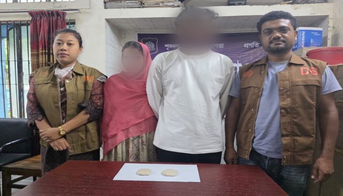 জামালপুরে ডিবির অভিযানে ৪০ গ্রাম হেরোইনসহ স্বামী-স্ত্রী গ্রেফতার 