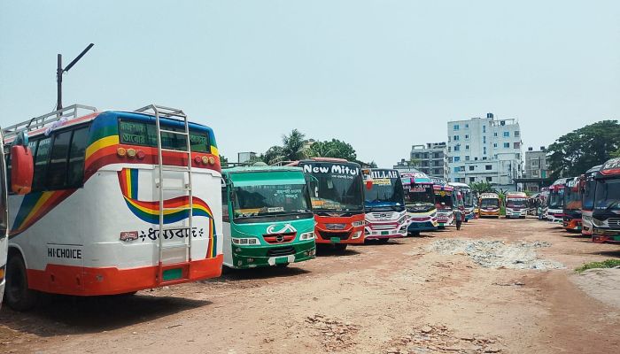 কমিটি নির্বাচন ও আয়-ব্যয়ের হিসাব নিয়ে হট্টগোল; আবারো বন্ধ হলো গাড়ির চাকা