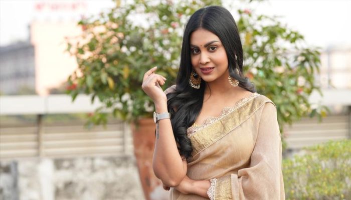 দুর্ঘটনায় গুরুতর আহত নায়িকা মেঘলা মুক্তা, আইসিইউতে চলছে অস্ত্রোপচার