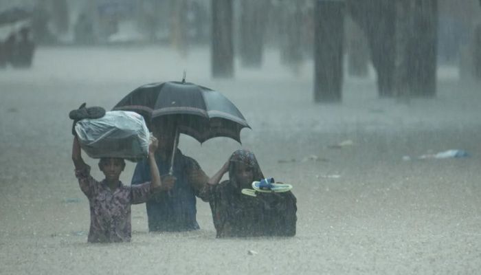 টানা ৫ দিন দেশজুড়ে সক্রিয় থাকতে পারে বৃষ্টিবলয়, ভারি বর্ষণের আভাস