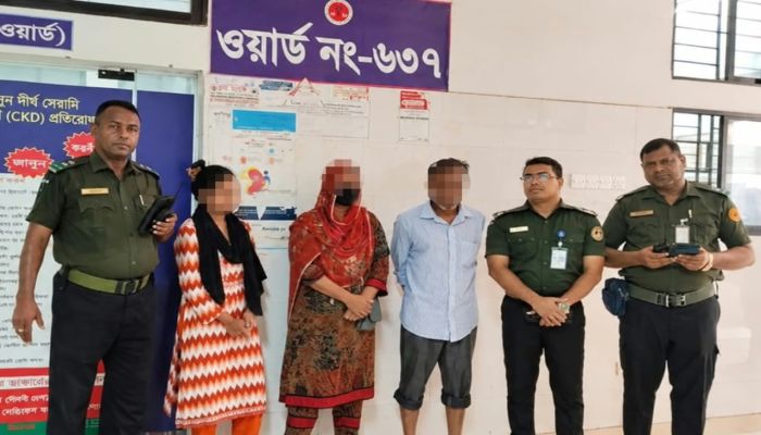 *সোহরাওয়ার্দী হাসপাতালে আনসারের অভিযানে ৩ দালাল আটক*