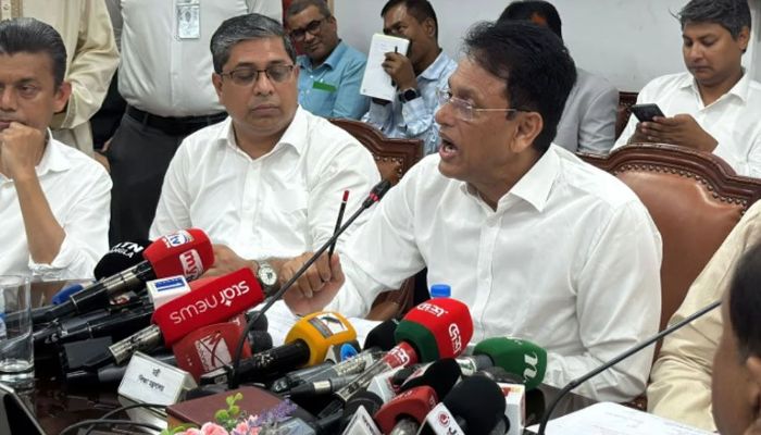 প্রাথমিকে নিয়োগপত্র পাননি ৮১৭ জন, যা জানালেন শিক্ষামন্ত্রী