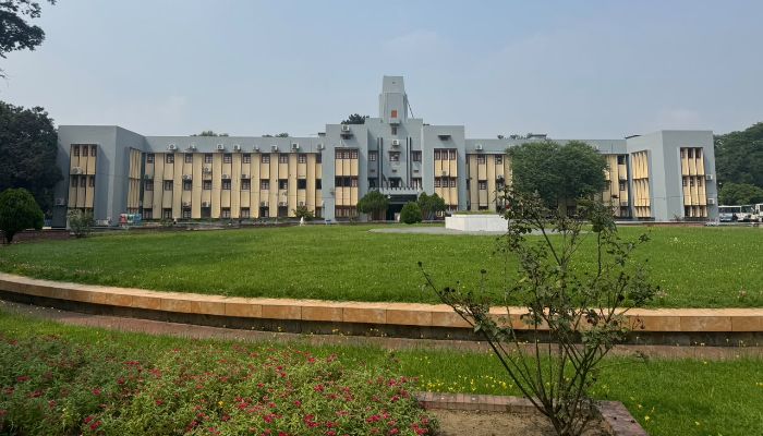 সাংবাদিকদের ওপর হামলা: গ্রেপ্তারে বিকেল ৪টা পর্যন্ত আল্টিমেটাম